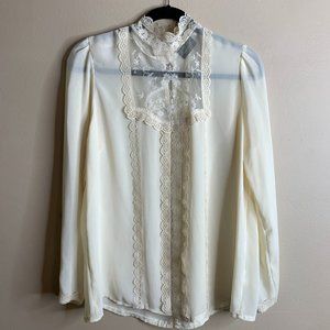 Vintage Romantic Lacy Frilly Blouse Sz L